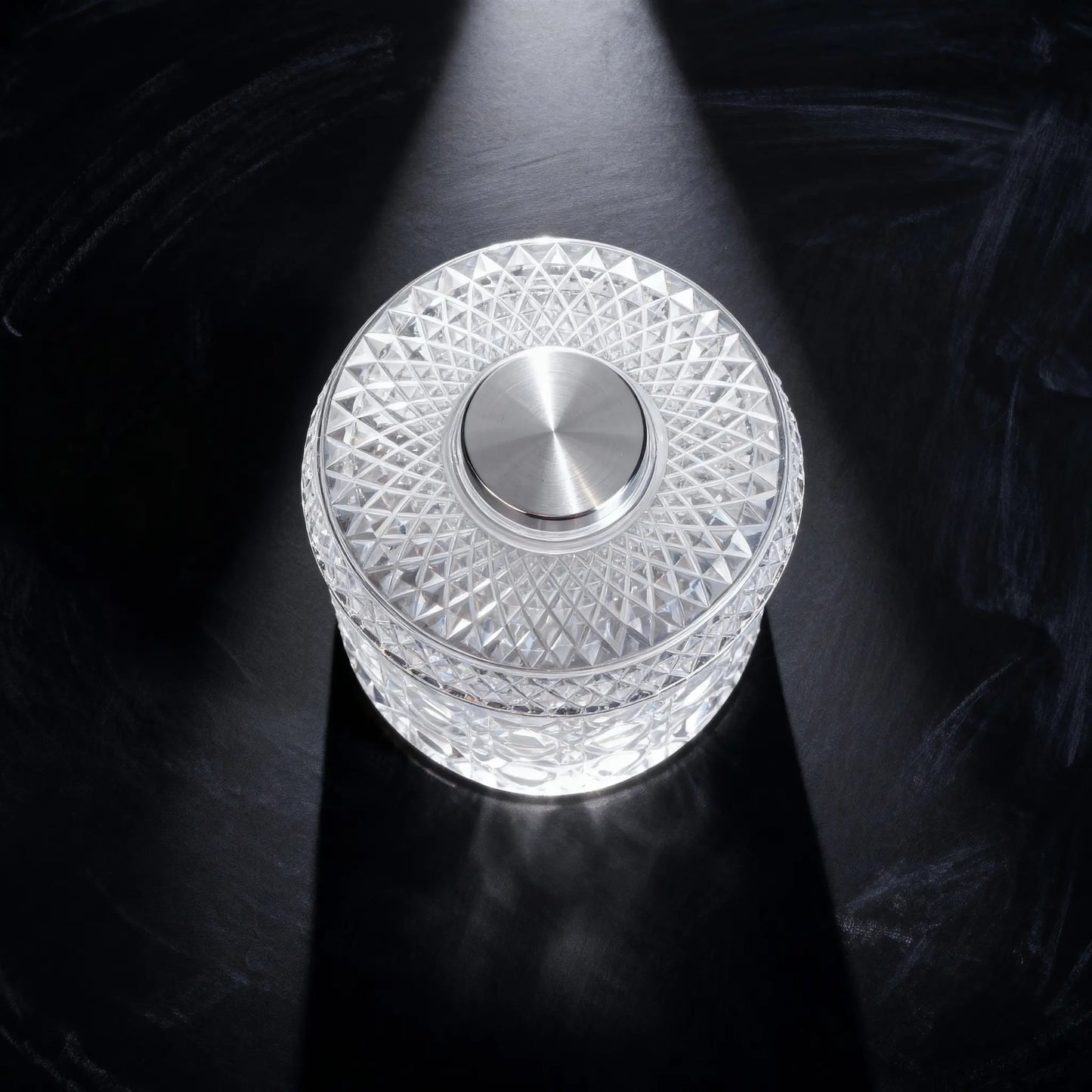 360° Spinning Crystal Whiskey Glass